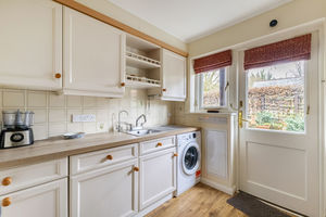 Photo 19- click for photo gallery